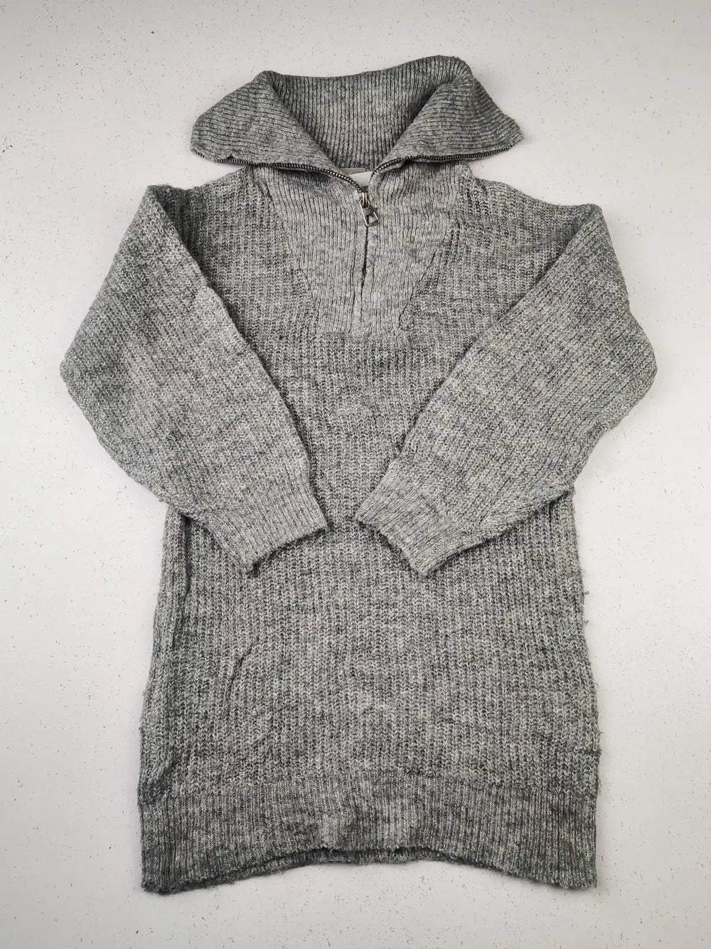 Buy online pre-used pre-loved 100% authentic & Original branded I Love Girlswear (KWG-7302) available in Pakistan. Top international brands avilable.