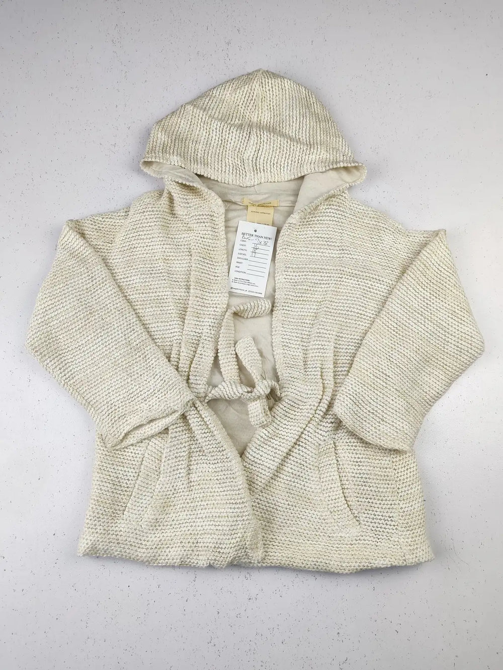 Buy online pre-used pre-loved 100% authentic & Original branded Zara (KWG-7433) available in Pakistan. Top international brands avilable.