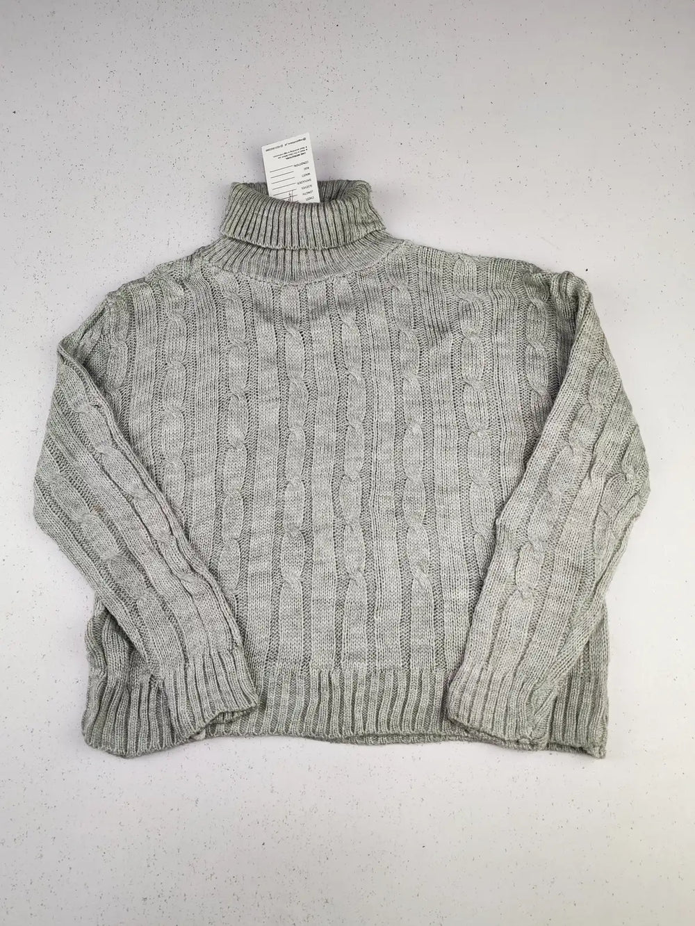 Buy online pre-used pre-loved 100% authentic & Original branded Unknown Brand (KWG-7644) available in Pakistan. Top international brands avilable.