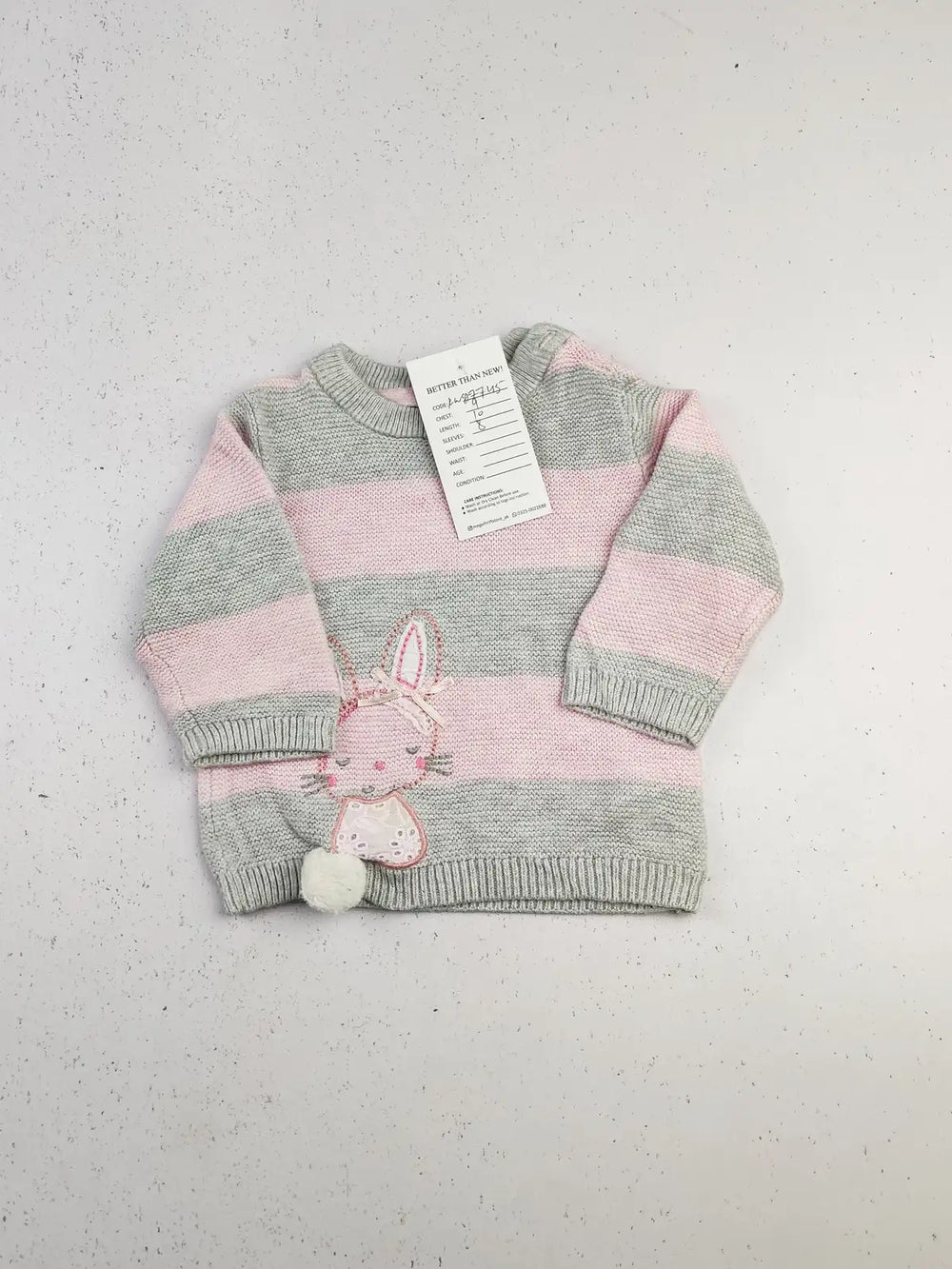 Buy online pre-used pre-loved 100% authentic & Original branded Unknown Brand (KWG-7745) available in Pakistan. Top international brands avilable.