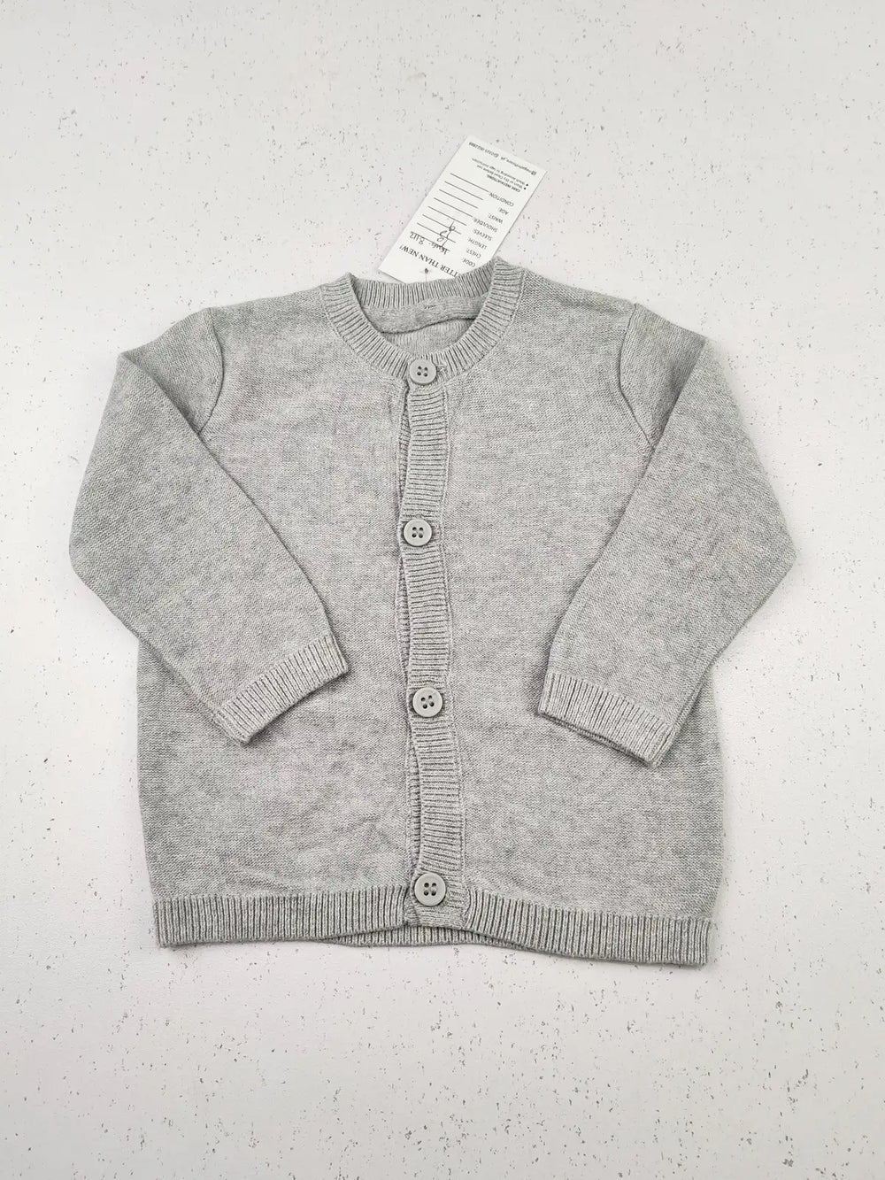 Buy online pre-used pre-loved 100% authentic & Original branded M (KWG-8112) available in Pakistan. Top international brands avilable.