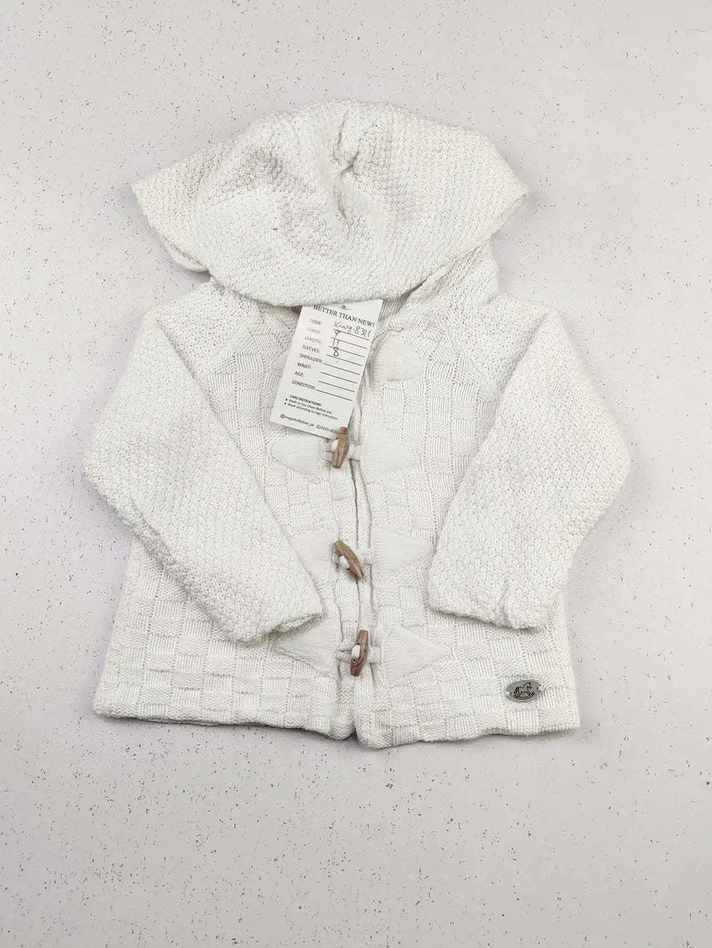 Buy online pre-used pre-loved 100% authentic & Original branded Boutique (KWG-8310) available in Pakistan. Top international brands avilable.