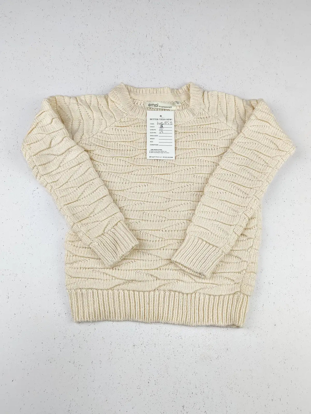 Buy online pre-used pre-loved 100% authentic & Original branded Emoi (KWG-8572) available in Pakistan. Top international brands avilable.