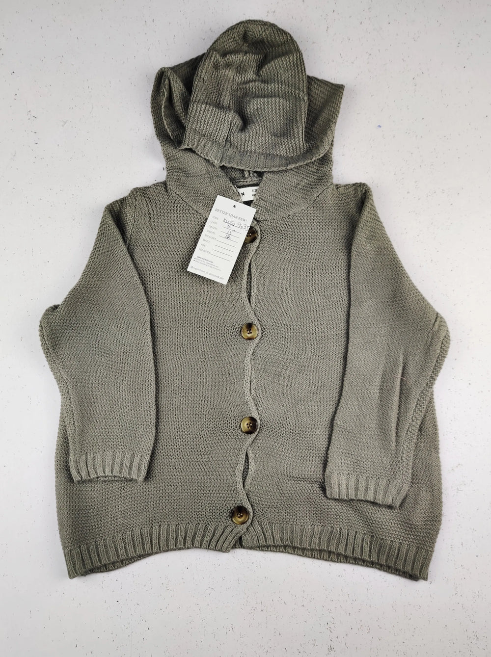 Buy online pre-used pre-loved 100% authentic & Original branded Shein (KWG-9035) available in Pakistan. Top international brands avilable.