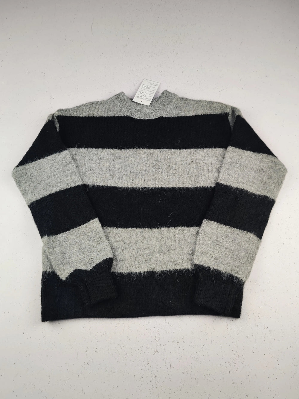 Buy online pre-used pre-loved 100% authentic & Original branded John Lewis (KWG-9118) available in Pakistan. Top international brands avilable.