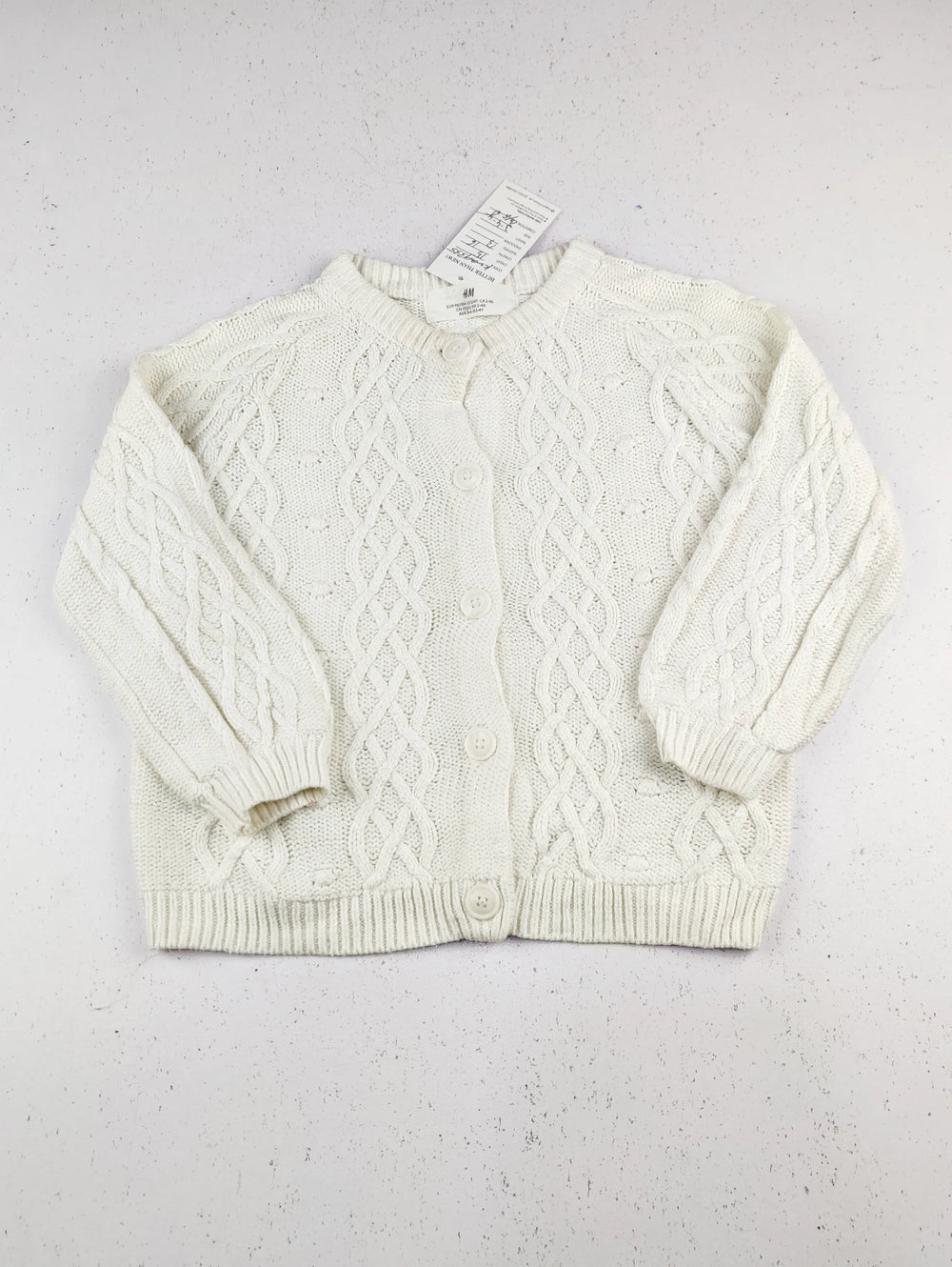 Buy online pre-used pre-loved 100% authentic & Original branded H&M (KWG-9335) available in Pakistan. Top international brands avilable.