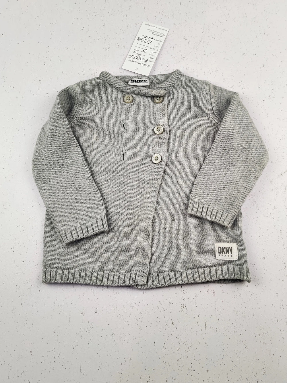 Buy online pre-used pre-loved 100% authentic & Original branded D.K.N.Y (KWG-9342) available in Pakistan. Top international brands avilable.