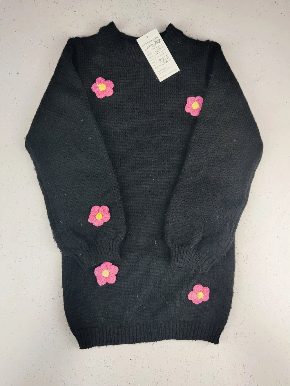 Buy online pre-used pre-loved 100% authentic & Original branded Unknown Brand (KWG-9590) available in Pakistan. Top international brands avilable.