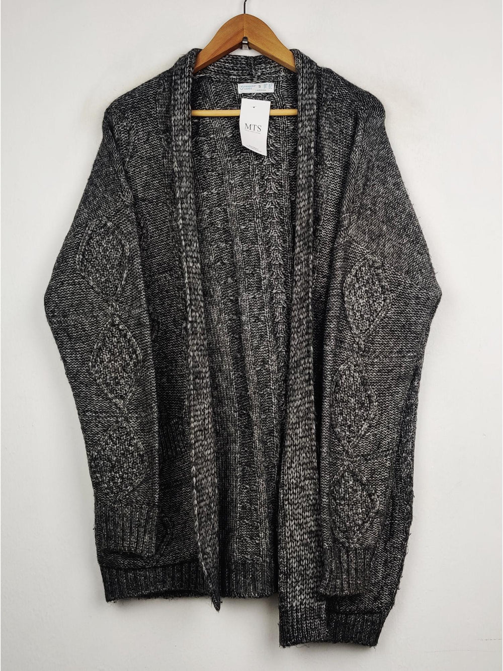 Buy online pre-used pre-loved 100% authentic & Original branded Primark (LC-2108) available in Pakistan. Top international brands avilable.