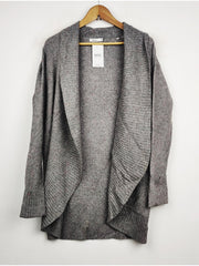 Buy online pre-used pre-loved 100% authentic & Original branded Reitunams (LC-2159) available in Pakistan. Top international brands avilable.