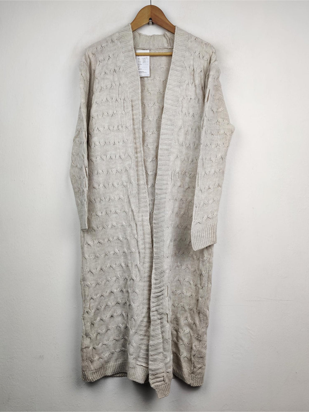 Buy online pre-used pre-loved 100% authentic & Original branded Unknown Brand (LC-2174) available in Pakistan. Top international brands avilable.