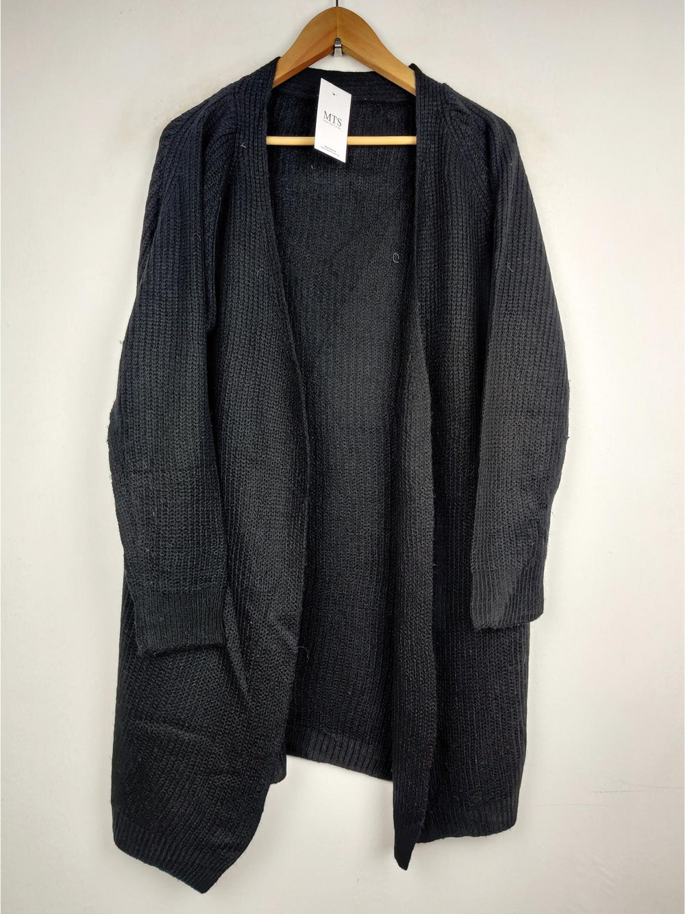 Buy online pre-used pre-loved 100% authentic & Original branded Shein (LC-2289) available in Pakistan. Top international brands avilable.