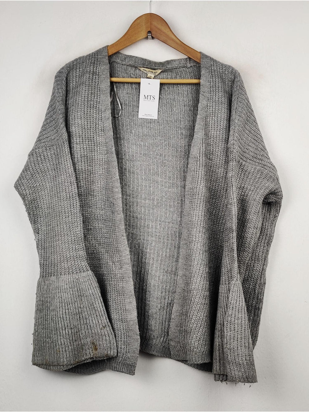 Buy online pre-used pre-loved 100% authentic & Original branded Miss Selfridge (LC-2383) available in Pakistan. Top international brands avilable.