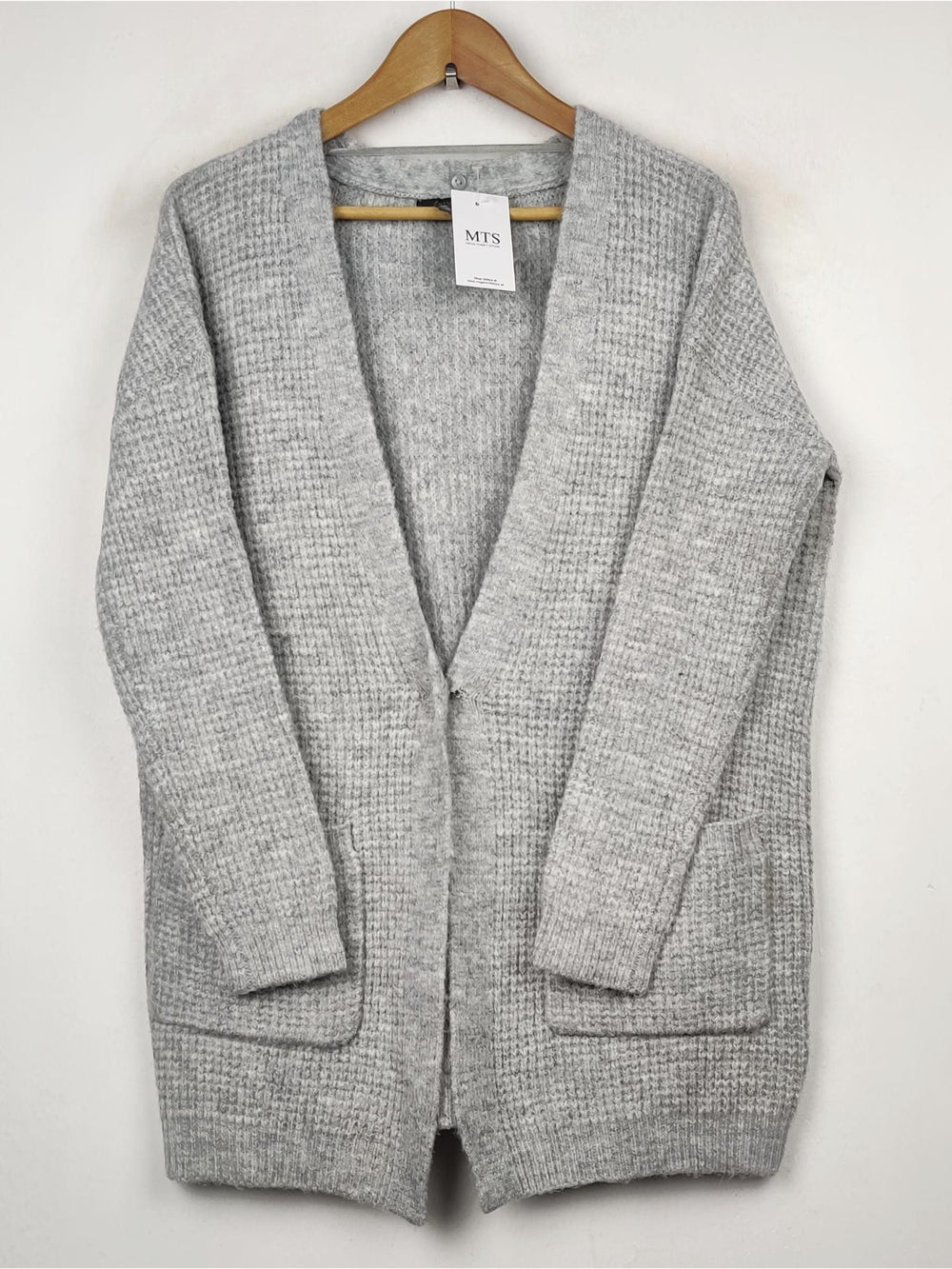 Buy online pre-used pre-loved 100% authentic & Original branded Primark (LC-2453) available in Pakistan. Top international brands avilable.