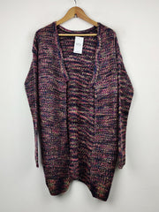 Buy online pre-used pre-loved 100% authentic & Original branded Unknown Brand (LC-2466) available in Pakistan. Top international brands avilable.