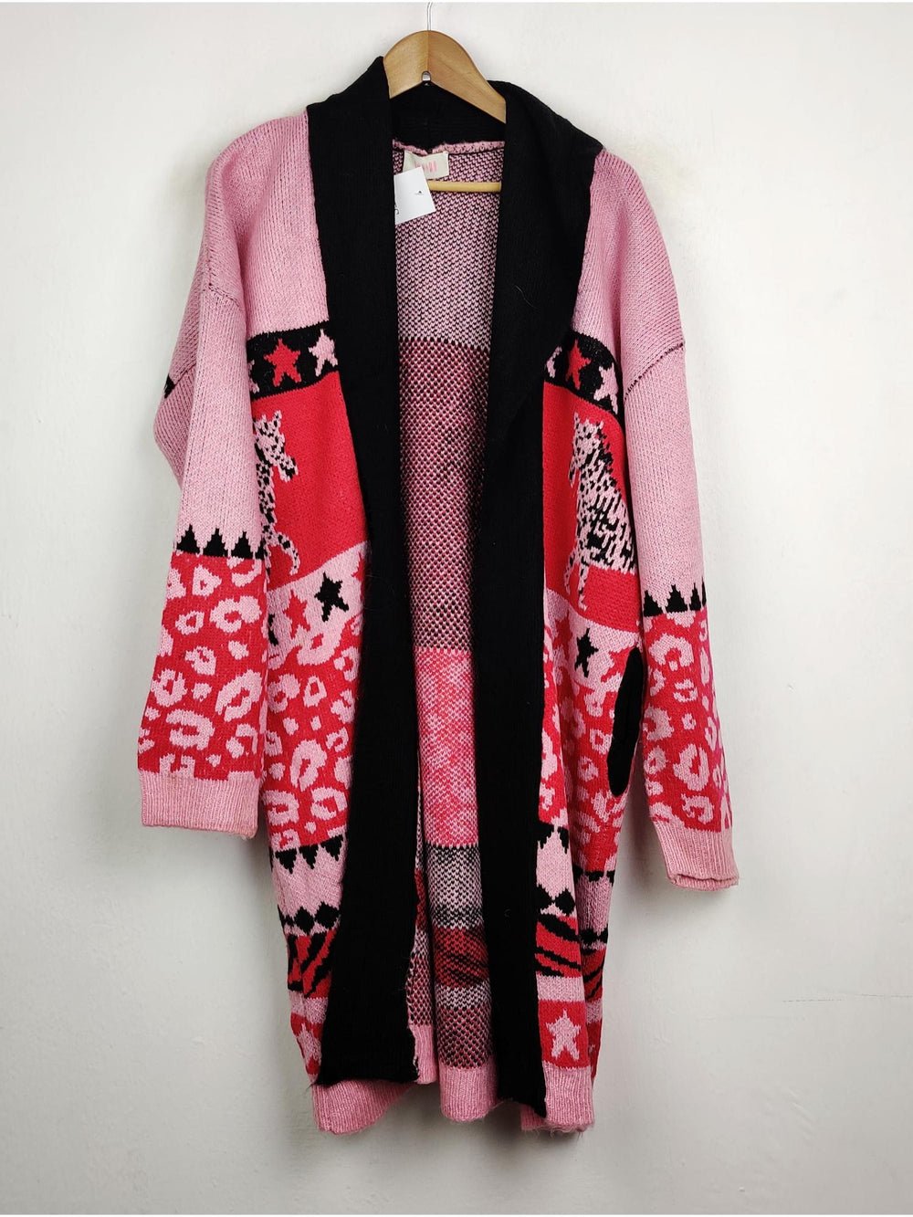 Buy online pre-used pre-loved 100% authentic & Original branded Savida (LC-2819) available in Pakistan. Top international brands avilable.