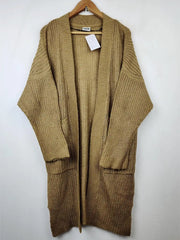 Buy online pre-used pre-loved 100% authentic & Original branded Noisy May (LC-2869) available in Pakistan. Top international brands avilable.