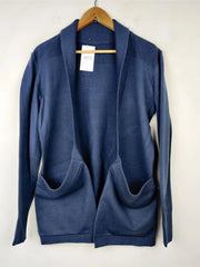 Buy online pre-used pre-loved 100% authentic & Original branded Unknown Brand (LC-2885) available in Pakistan. Top international brands avilable.