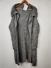 Buy online pre-used pre-loved 100% authentic & Original branded Unknown Brand (LC-3040) available in Pakistan. Top international brands avilable.