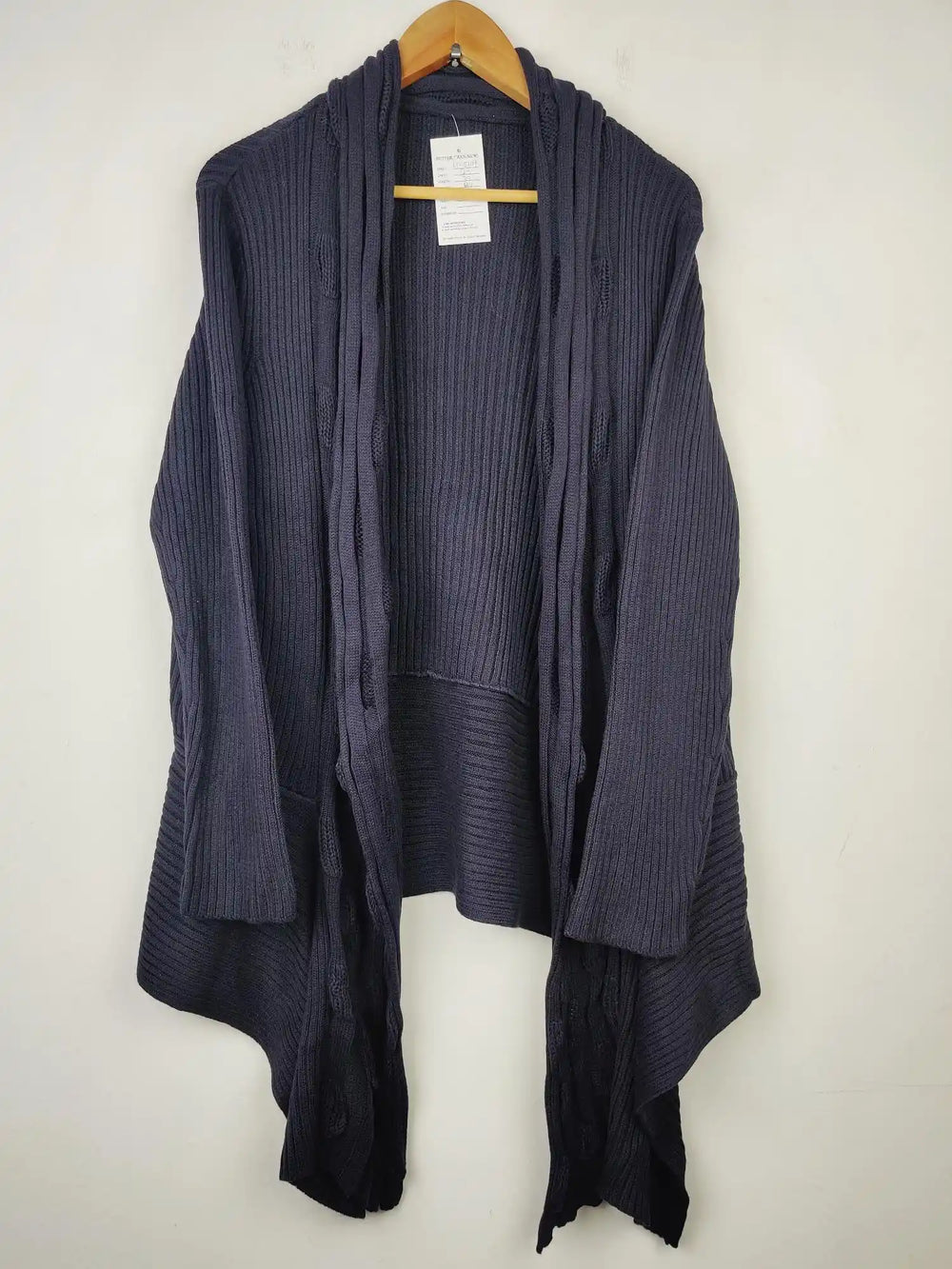 Buy online pre-used pre-loved 100% authentic & Original branded Per Una (LC-3109) available in Pakistan. Top international brands avilable.