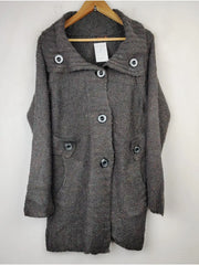 Buy online pre-used pre-loved 100% authentic & Original branded Tivoli (LC-3171) available in Pakistan. Top international brands avilable.