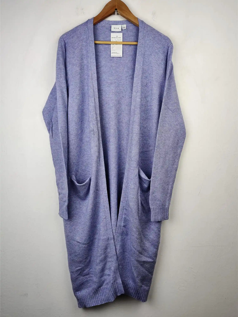 Buy online pre-used pre-loved 100% authentic & Original branded Vila (LC-3226) available in Pakistan. Top international brands avilable.