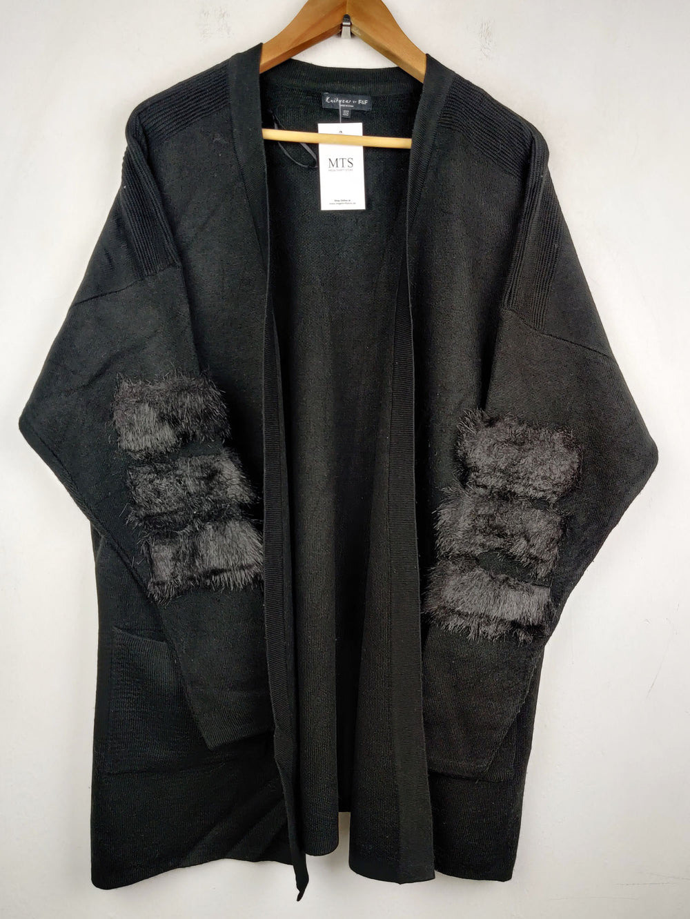 Buy online pre-used pre-loved 100% authentic & Original branded F&F (LC-3428) available in Pakistan. Top international brands avilable.