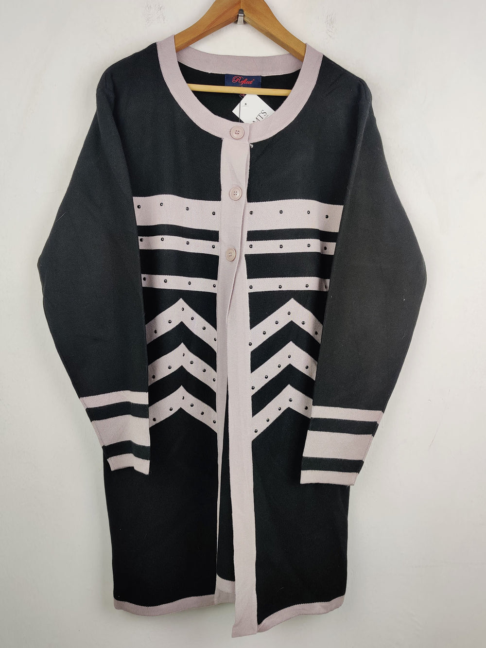 Buy online pre-used pre-loved 100% authentic & Original branded Reflect (LC-3459) available in Pakistan. Top international brands avilable.