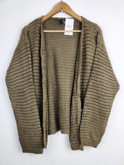 Buy online pre-used pre-loved 100% authentic & Original branded A.R.M.A.N.I E.X.C.H.A.N.G.E (LC-3522) available in Pakistan. Top international brands avilable.