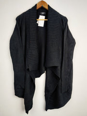 Buy online pre-used pre-loved 100% authentic & Original branded F&F (LC-3540) available in Pakistan. Top international brands avilable.