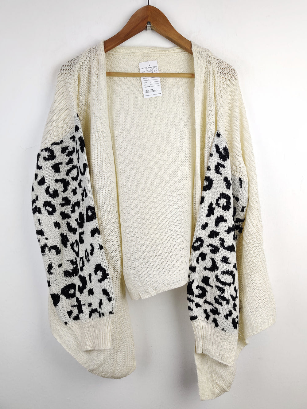 Buy online pre-used pre-loved 100% authentic & Original branded Shein (LC-3552) available in Pakistan. Top international brands avilable.