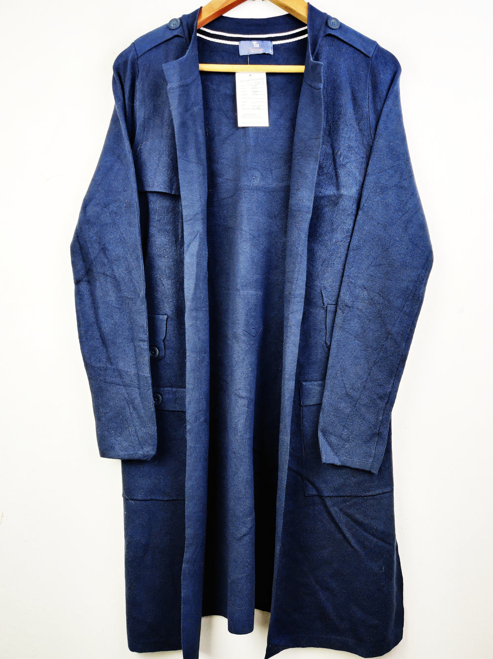 Buy online pre-used pre-loved 100% authentic & Original branded Tu (LC-3604) available in Pakistan. Top international brands avilable.