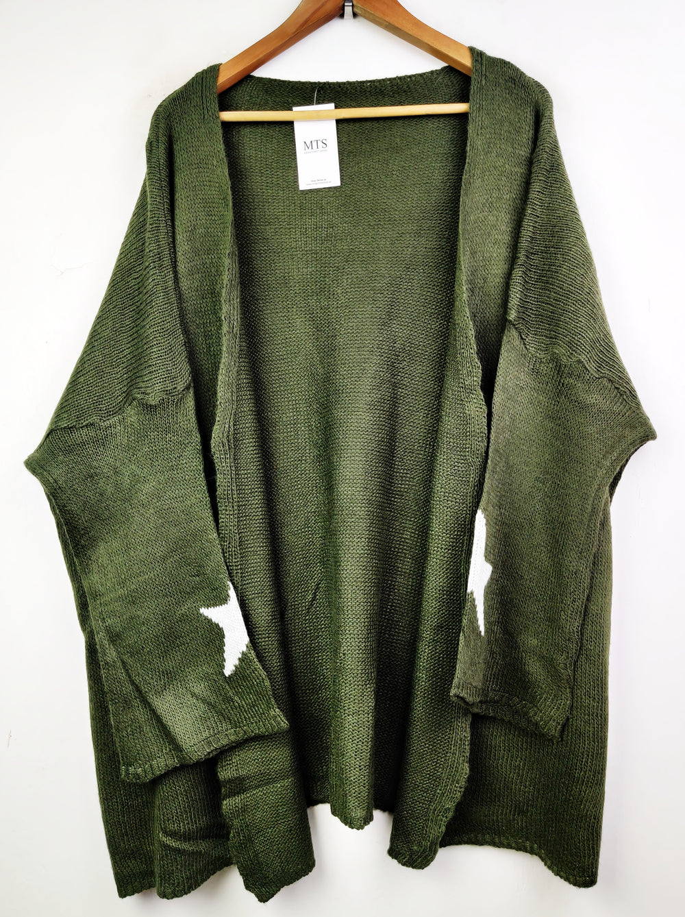 Buy online pre-used pre-loved 100% authentic & Original branded Unknown Brand (LC-3611) available in Pakistan. Top international brands avilable.