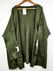 Buy online pre-used pre-loved 100% authentic & Original branded Unknown Brand (LC-3611) available in Pakistan. Top international brands avilable.