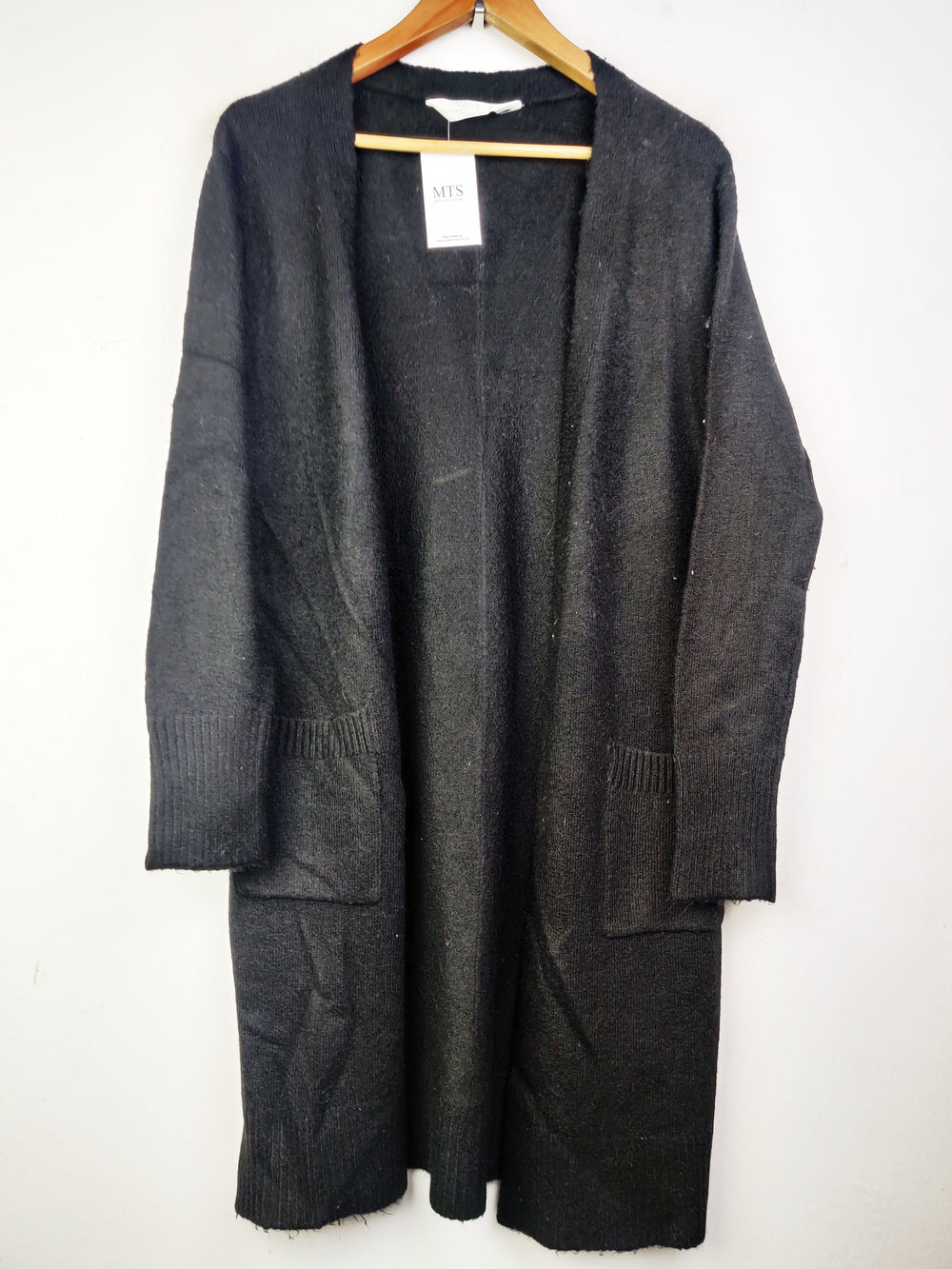 Buy online pre-used pre-loved 100% authentic & Original branded Primark (LC-3637) available in Pakistan. Top international brands avilable.