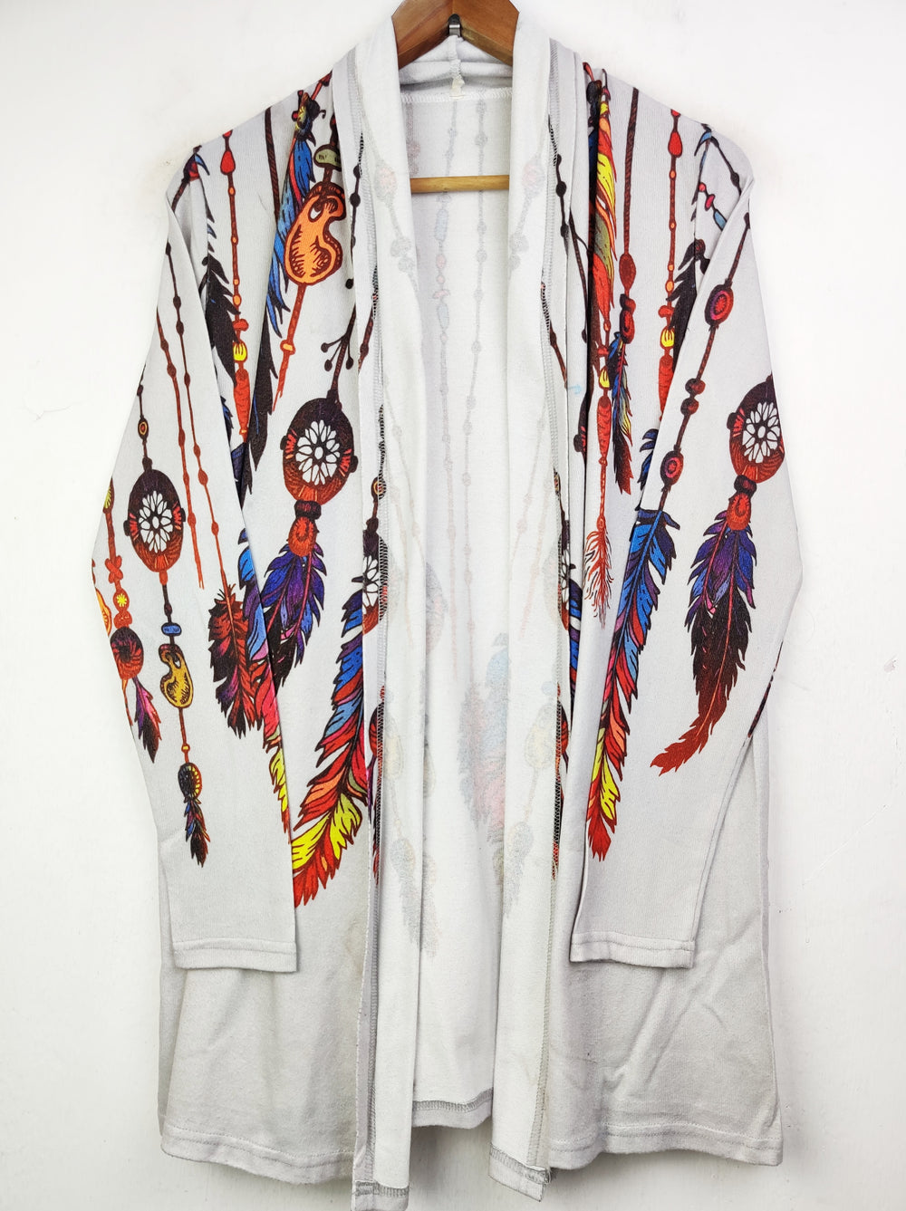 Buy online pre-used pre-loved 100% authentic & Original branded Unknown Brand (LC-3668) available in Pakistan. Top international brands avilable.