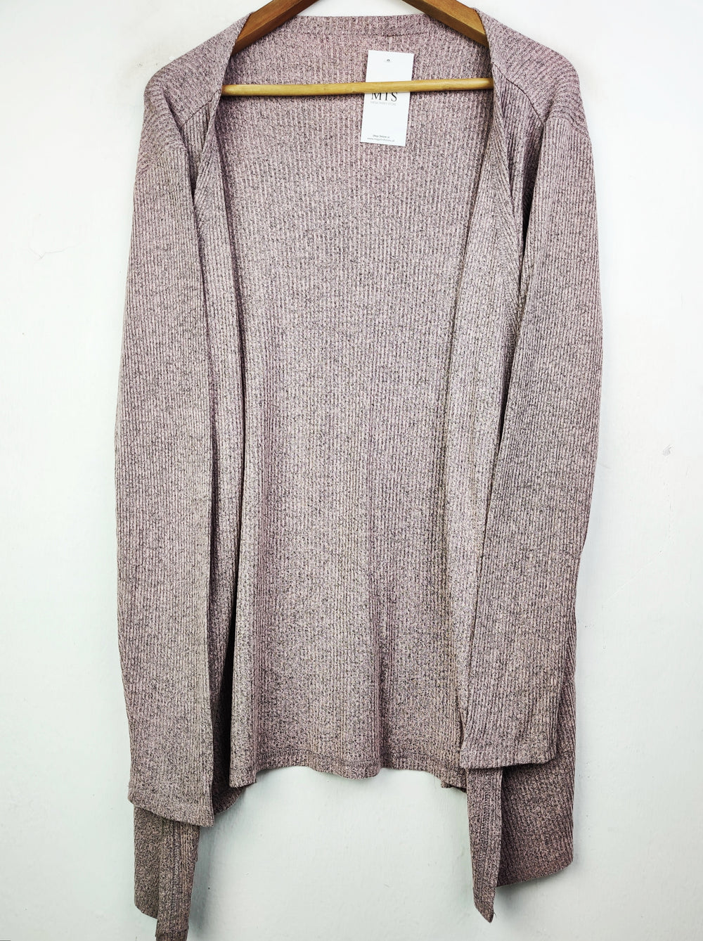 Buy online pre-used pre-loved 100% authentic & Original branded Unknown Brand (LC-3675) available in Pakistan. Top international brands avilable.