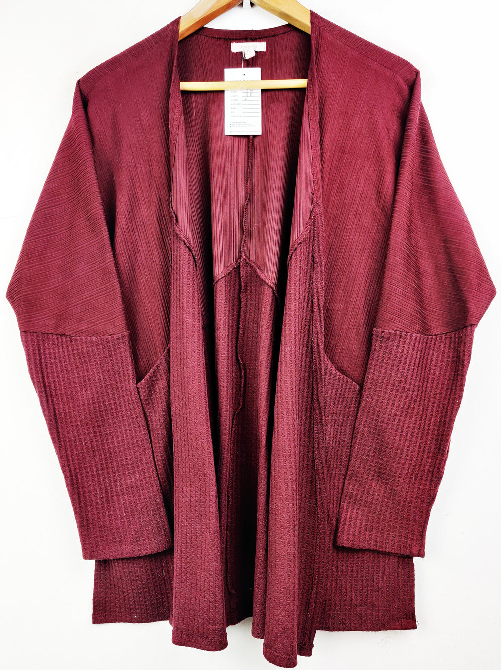 Buy online pre-used pre-loved 100% authentic & Original branded Maurices (LC-3693) available in Pakistan. Top international brands avilable.