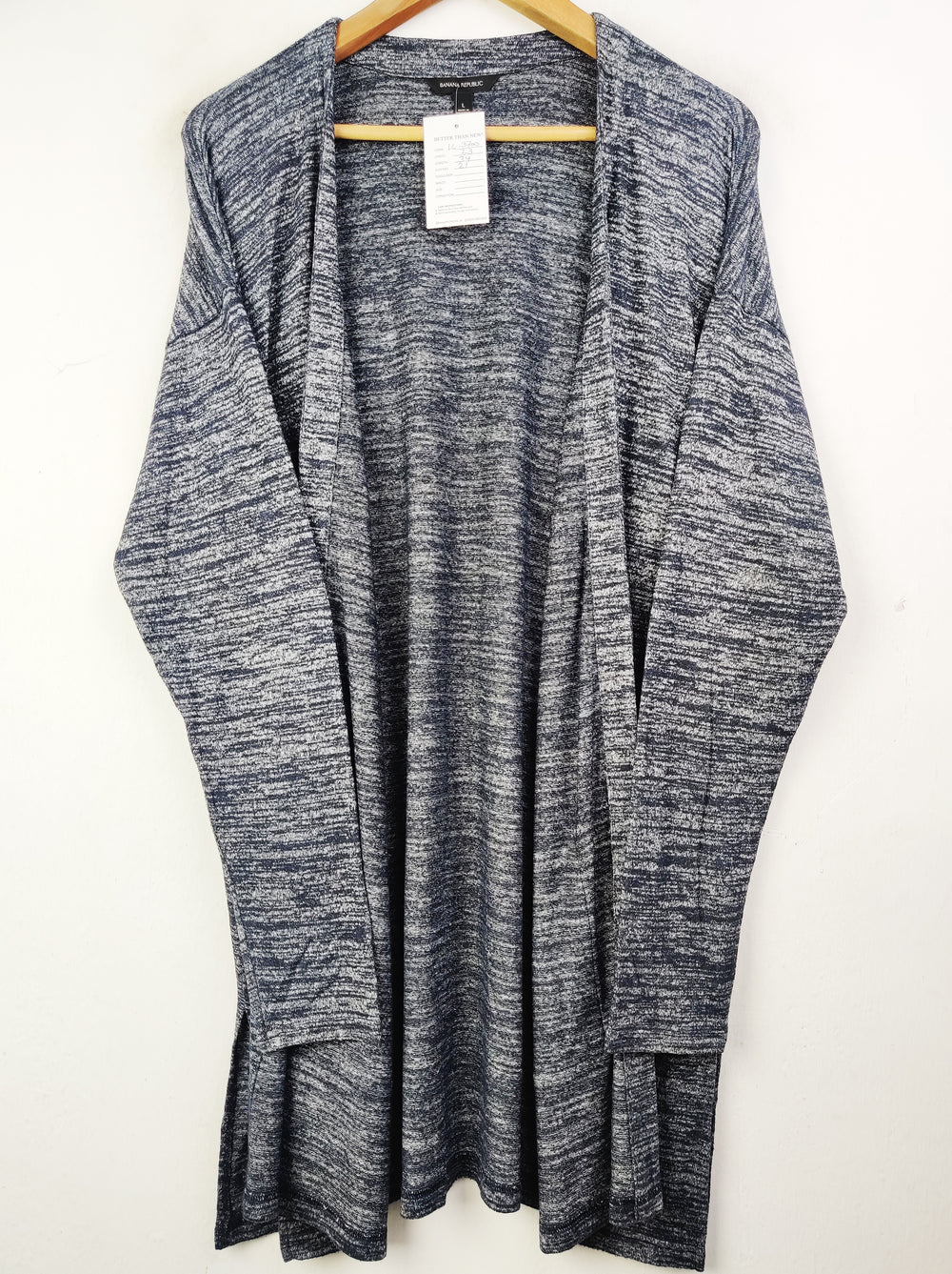 Buy online pre-used pre-loved 100% authentic & Original branded Banana Republic (LC-3700) available in Pakistan. Top international brands avilable.