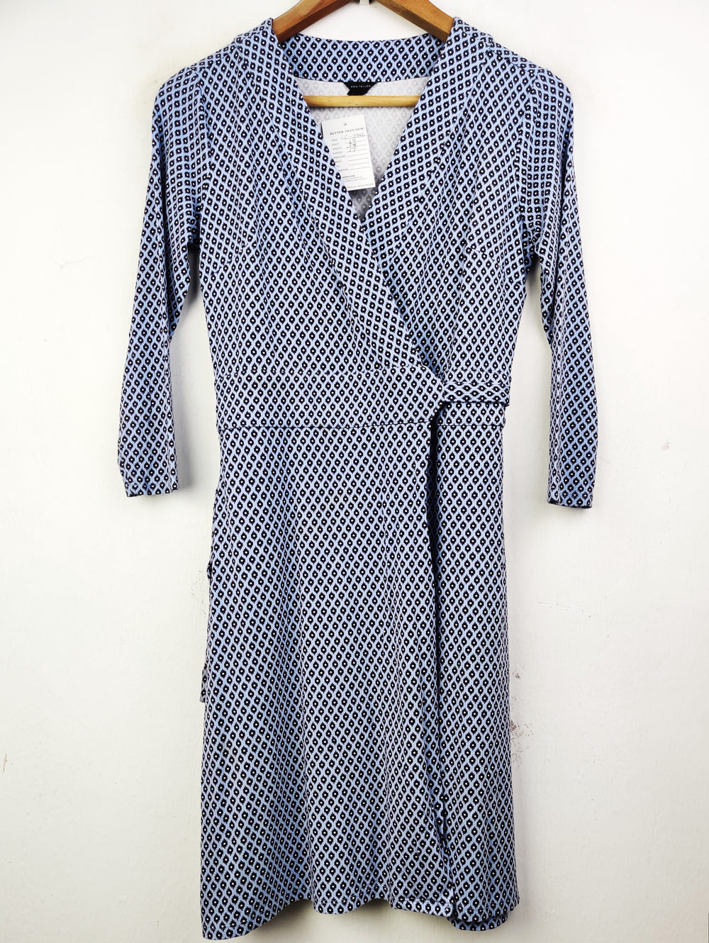 Buy online pre-used pre-loved 100% authentic & Original branded Ann Taylor (LC-3702) available in Pakistan. Top international brands avilable.