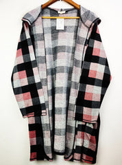 Buy online pre-used pre-loved 100% authentic & Original branded Paper Tee (LC-3725) available in Pakistan. Top international brands avilable.