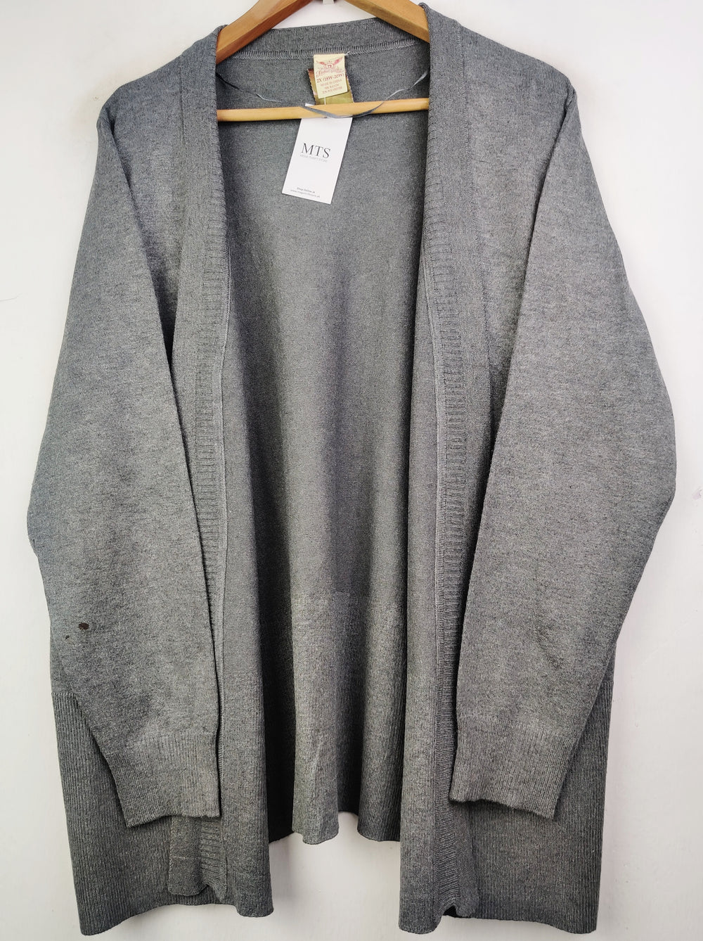 Buy online pre-used pre-loved 100% authentic & Original branded Faded Glory (LC-3739) available in Pakistan. Top international brands avilable.