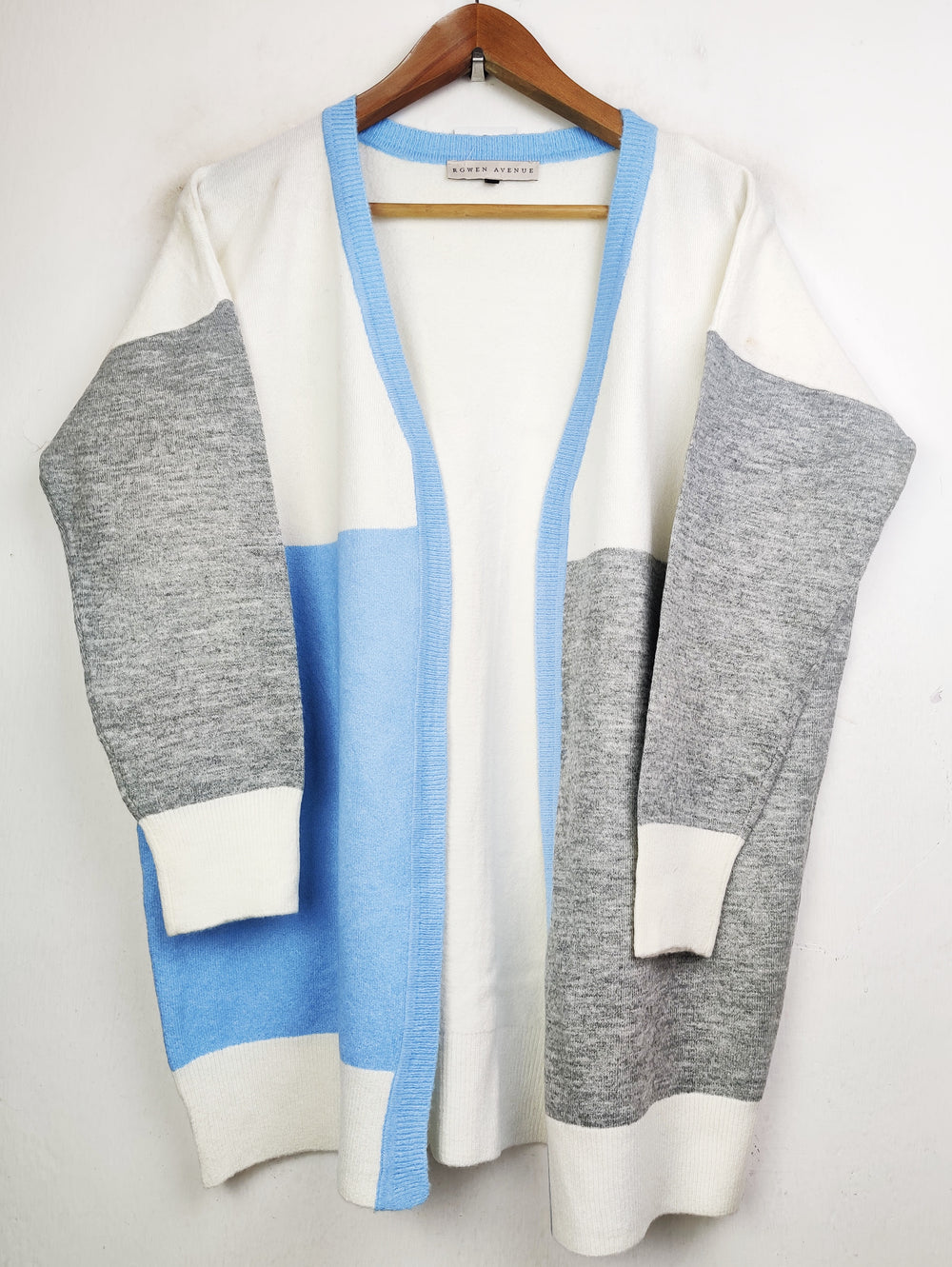 Buy online pre-used pre-loved 100% authentic & Original branded Rowen Avenue (LC-3752) available in Pakistan. Top international brands avilable.