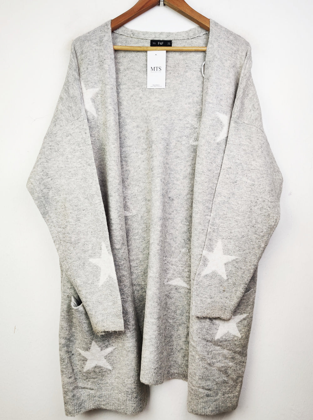 Buy online pre-used pre-loved 100% authentic & Original branded F&F (LC-3787) available in Pakistan. Top international brands avilable.