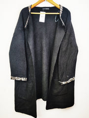 Buy online pre-used pre-loved 100% authentic & Original branded Atmosphere (LC-3803) available in Pakistan. Top international brands avilable.