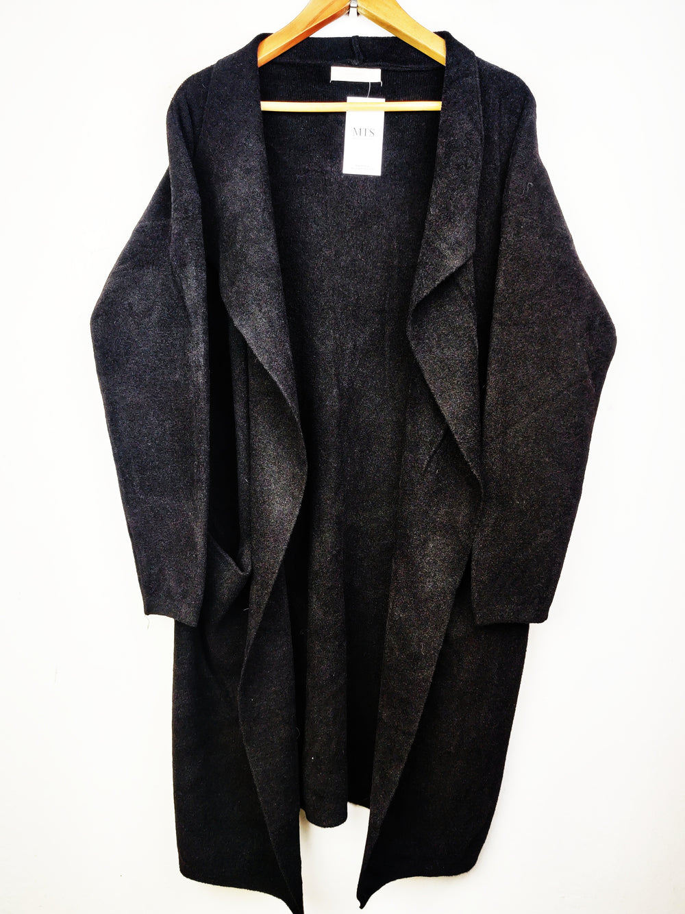 Buy online pre-used pre-loved 100% authentic & Original branded Mc Lorene Tu (LC-3807) available in Pakistan. Top international brands avilable.