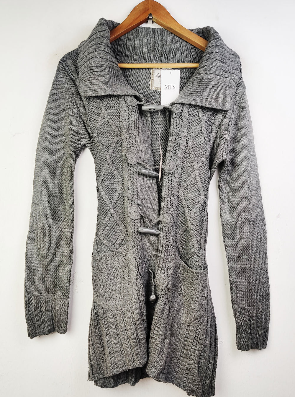 Buy online pre-used pre-loved 100% authentic & Original branded Atmosphere (LC-3854) available in Pakistan. Top international brands avilable.