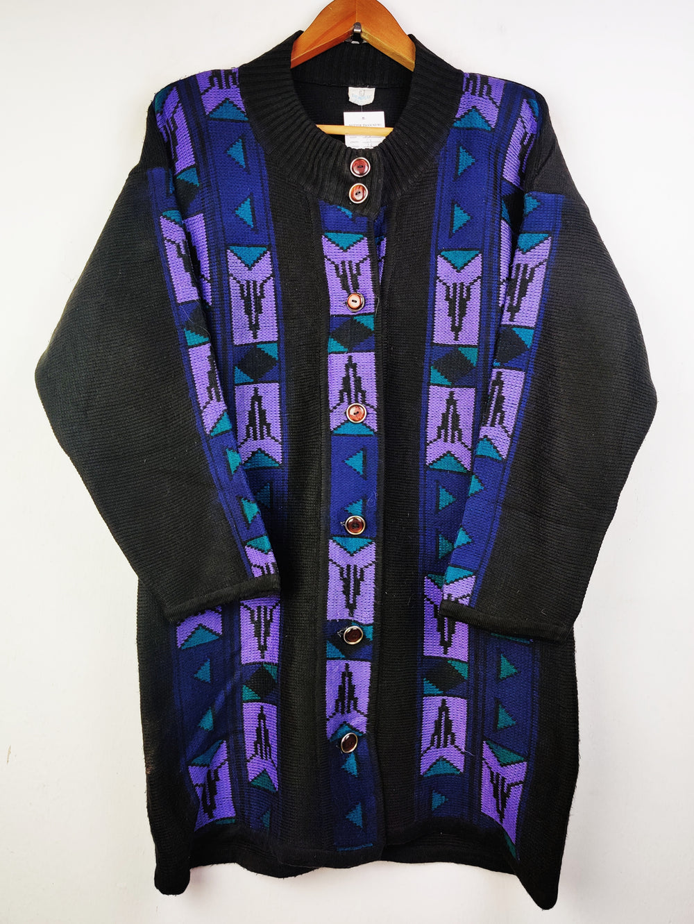 Buy online pre-used pre-loved 100% authentic & Original branded Demiray (LC-3856) available in Pakistan. Top international brands avilable.