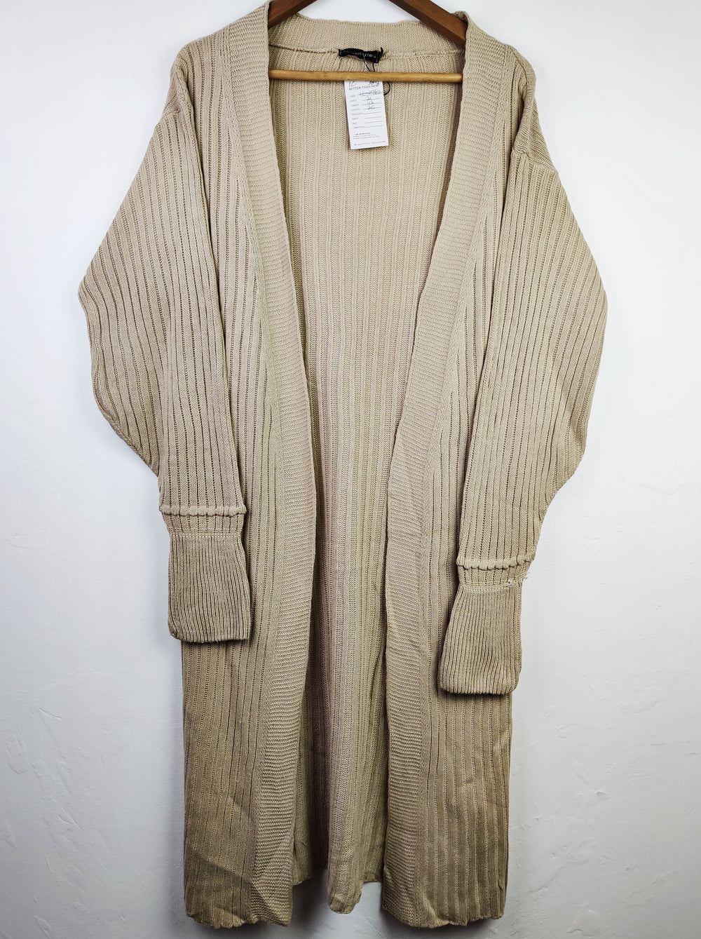 Buy online pre-used pre-loved 100% authentic & Original branded Prettylittlething (LC-3892) available in Pakistan. Top international brands avilable.