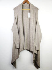 Buy online pre-used pre-loved 100% authentic & Original branded Unknown Brand (LC-3904) available in Pakistan. Top international brands avilable.